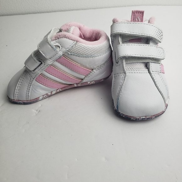 adidas soft sole baby shoes